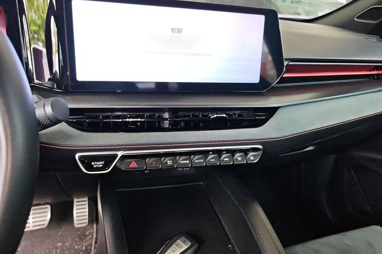 Used Geely Auto Binray 2022 Binrui COOL 1.5T DCT Thunder Edition Audio And AC Panel