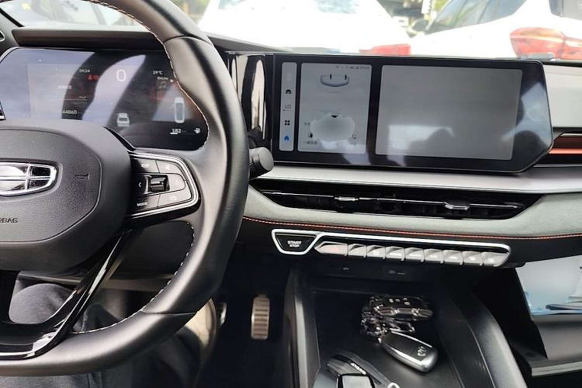 Used Geely Auto Binray 2022 Binrui COOL 1.5T DCT Electric Edition Center Console