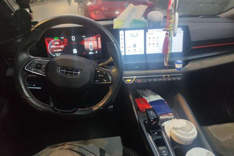 Used Geely Auto Binray 2022 Binrui COOL 1.5T DCT Electric Edition Center Console