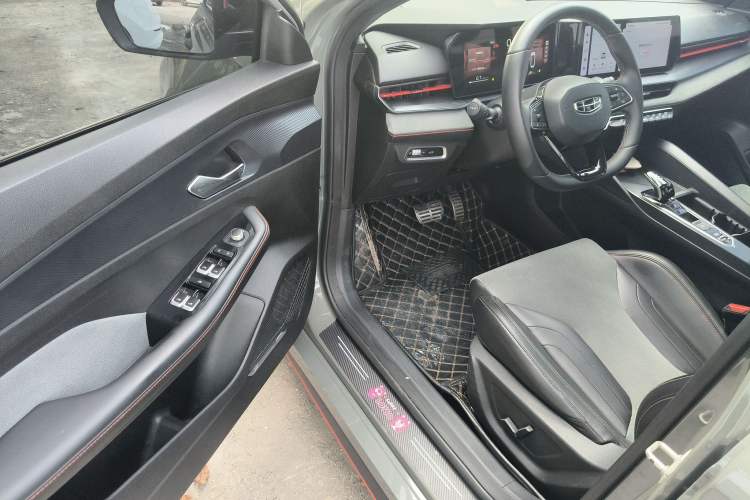 Used Geely Auto Binray 2022 Binrui COOL 1.5T DCT Electric Edition Driver Seat