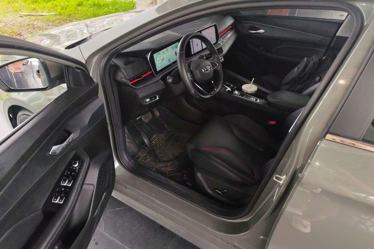 Used Geely Auto Binray 2022 Binrui COOL 1.5T DCT Electric Edition Driver Seat