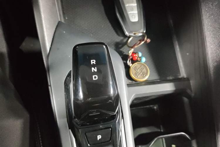 Used Geely Auto Binray 2022 Binrui COOL 1.5T DCT Electric Edition Gear Lever
