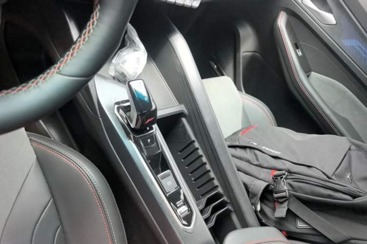 Used Geely Auto Binray 2022 Binrui COOL 1.5T DCT Electric Edition Gear Lever