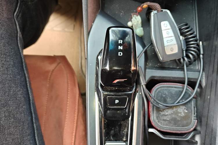 Used Geely Auto Binray 2022 Binrui COOL 1.5T DCT Electric Edition Gear Lever