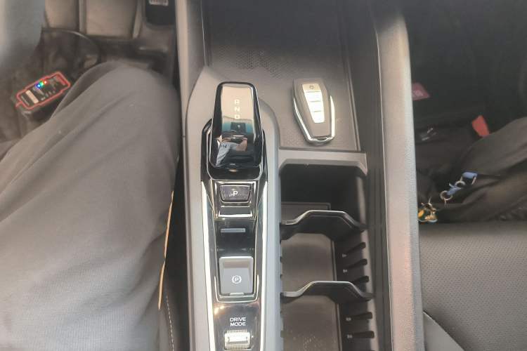 Used Geely Auto Binray 2022 Binrui COOL 1.5T DCT Electric Edition Gear Lever
