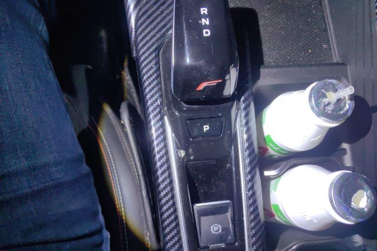 Used Geely Auto Binray 2022 Binrui COOL 1.5T DCT Electric Edition Gear Lever