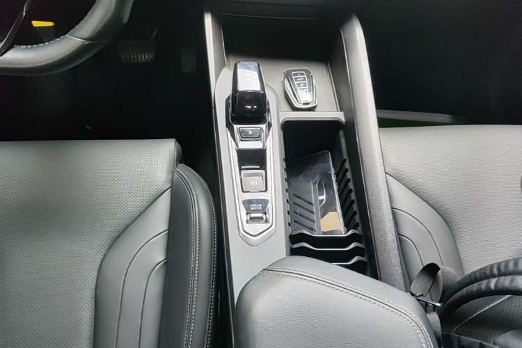 Used Geely Auto Binray 2022 Binrui COOL 1.5T DCT Electric Edition Gear Lever