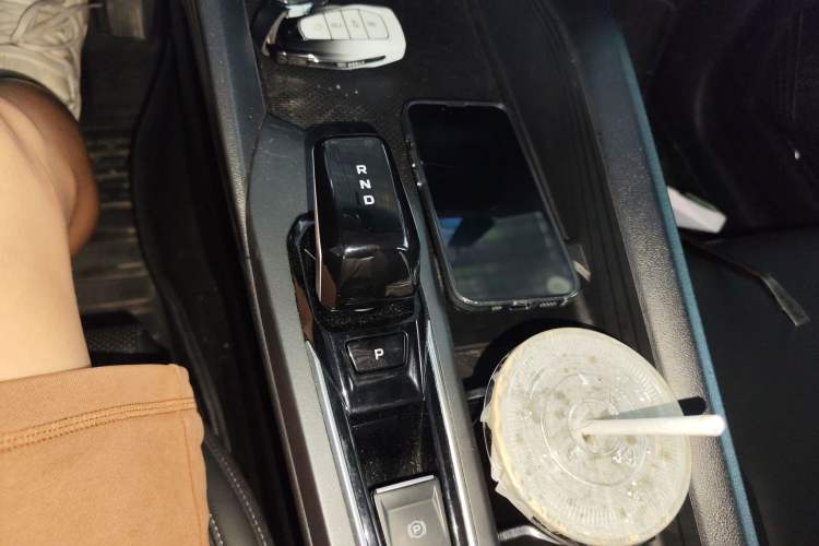 Used Geely Auto Binray 2022 Binrui COOL 1.5T DCT Electric Edition Gear Lever