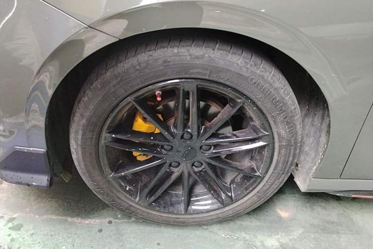 Used Geely Auto Binray 2022 Binrui COOL 1.5T DCT Electric Edition Left Front Wheel Hub