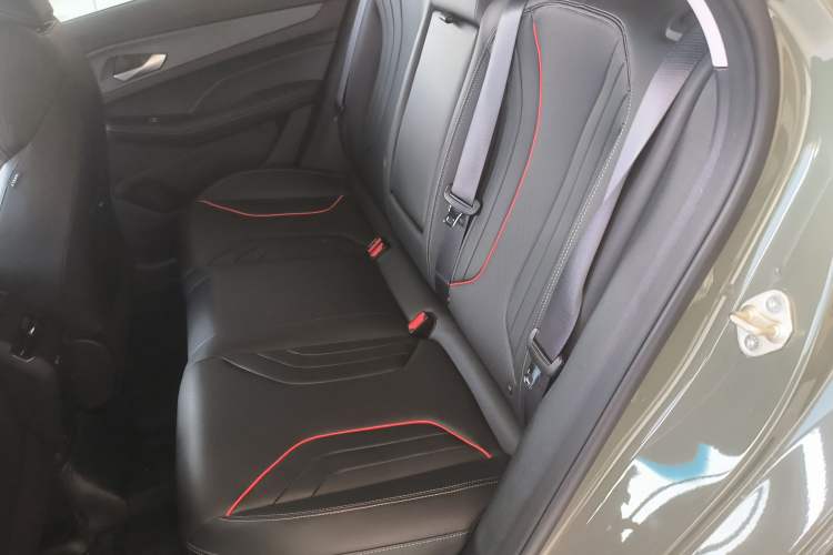 Used Geely Auto Binray 2022 Binrui COOL 1.5T DCT Electric Edition Left Rear Seat