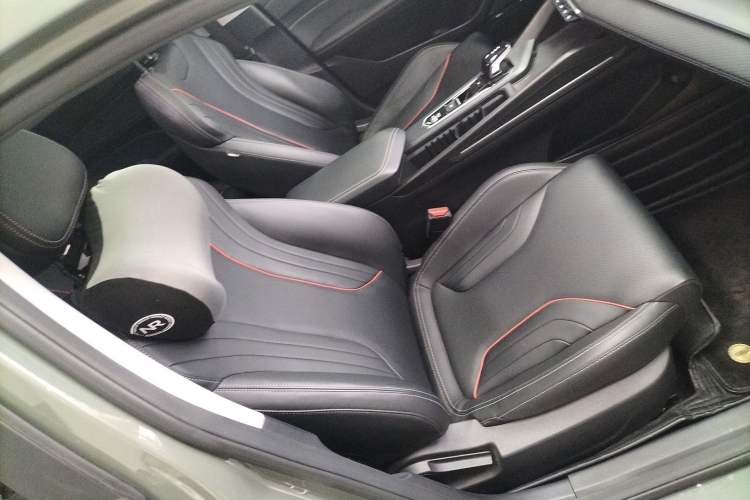 Used Geely Auto Binray 2022 Binrui COOL 1.5T DCT Electric Edition Right Front Seat