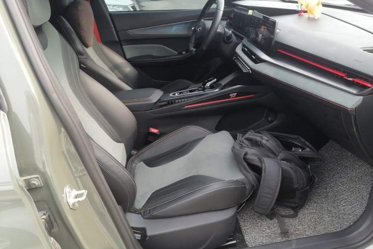 Used Geely Auto Binray 2022 Binrui COOL 1.5T DCT Electric Edition Right Front Seat
