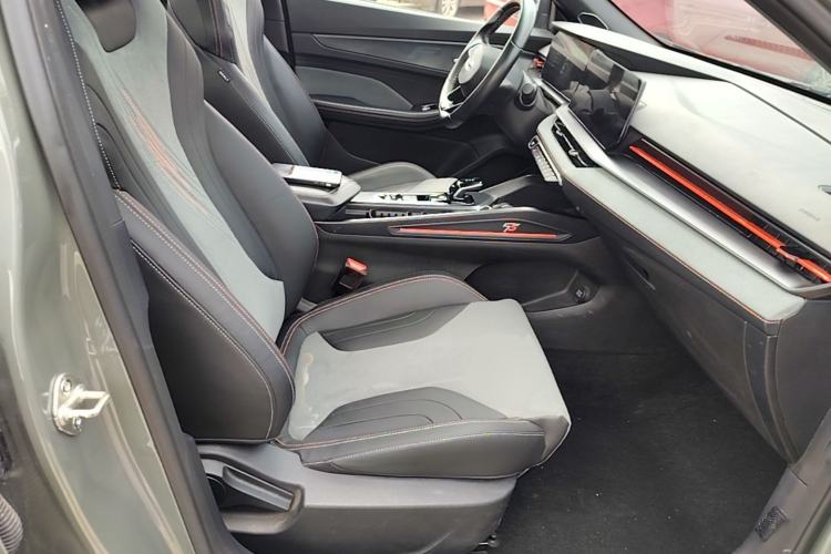 Used Geely Auto Binray 2022 Binrui COOL 1.5T DCT Electric Edition Right Front Seat