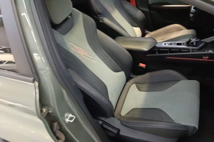 Used Geely Auto Binray 2022 Binrui COOL 1.5T DCT Electric Edition Right Front Seat
