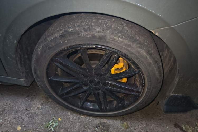 Used Geely Auto Binray 2022 Binrui COOL 1.5T DCT Electric Edition Right Front Wheel Hub