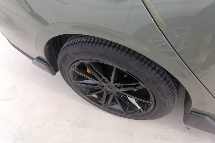 Used Geely Auto Binray 2022 Binrui COOL 1.5T DCT Electric Edition Right Rear Wheel Hub