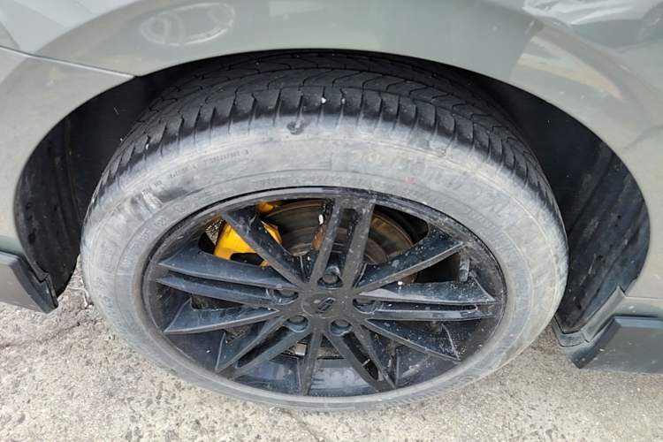 Used Geely Auto Binray 2022 Binrui COOL 1.5T DCT Electric Edition Right Rear Wheel Hub