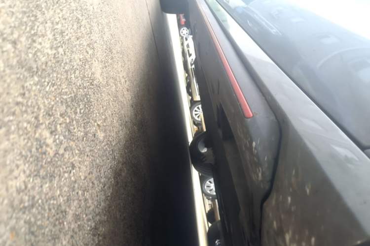 Used Geely Auto Binray 2022 Binrui COOL 1.5T DCT Electric Edition Right Side Sill