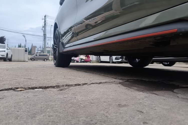 Used Geely Auto Binray 2022 Binrui COOL 1.5T DCT Electric Edition Right Side Sill