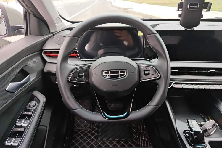 Used Geely Auto Binray 2022 Binrui COOL 1.5T DCT Electric Edition Steering Wheel
