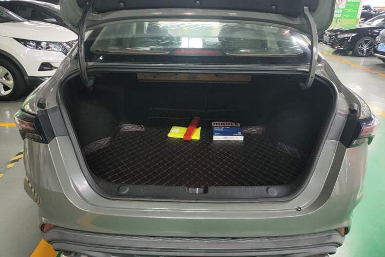 Used Geely Auto Binray 2022 Binrui COOL 1.5T DCT Electric Edition Trunk