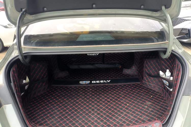 Used Geely Auto Binray 2022 Binrui COOL 1.5T DCT Electric Edition Trunk