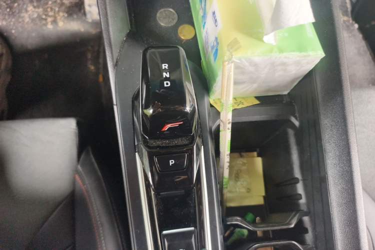 Used Geely Auto Binray 2022 Binrui COOL 1.5T DCT Electric Edition Gear Lever