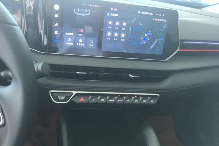 Used Geely Auto Binray 2022 Binrui COOL 1.5T DCT Electric Edition Audio And AC Panel