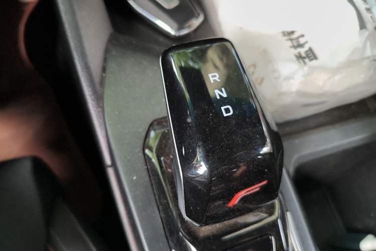 Used Geely Auto Binray 2022 Binrui COOL 1.5T DCT Thunder Edition Gear Lever