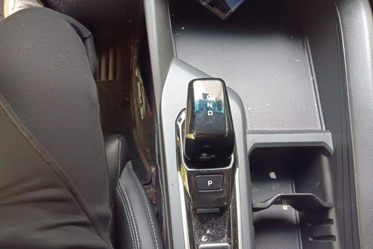 Used Geely Auto Binray 2022 Binrui COOL 1.5T DCT Windstorm Edition Gear Lever