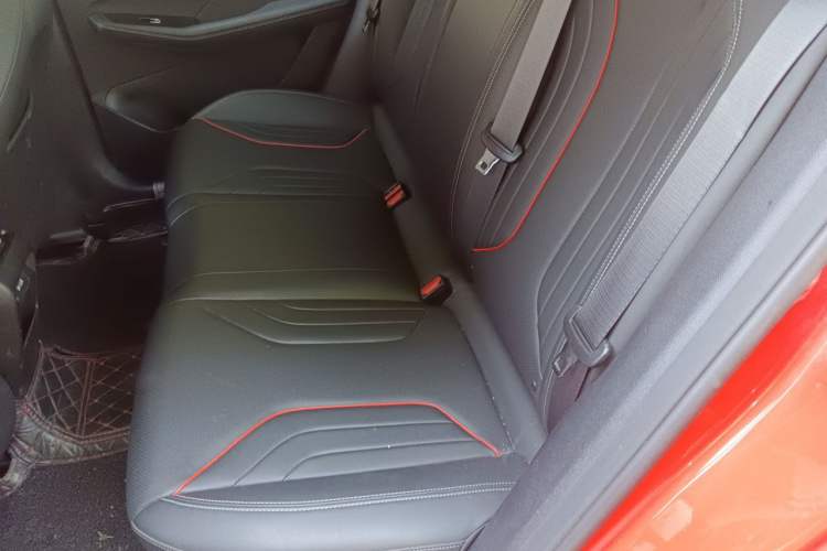 Used Geely Auto Binray 2022 Binrui COOL 1.5T DCT Windstorm Edition Left Rear Seat