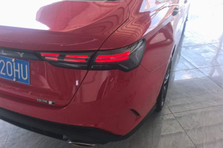 Used Geely Auto Binray 2022 Binrui COOL 1.5T DCT Electric Edition Right Rear Taillight