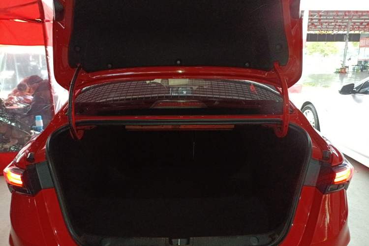 Used Geely Auto Binray 2022 Binrui COOL 1.5T DCT Electric Edition Trunk