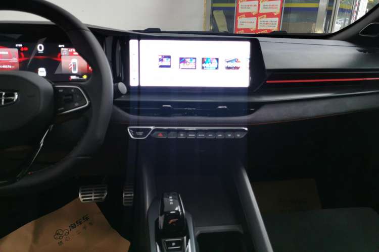 Used Geely Auto Binray 2022 Binrui COOL 1.5T DCT Electric Edition Audio And AC Panel