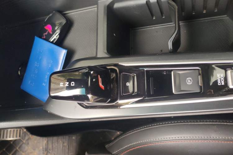 Used Geely Auto Binray 2022 Binrui COOL 1.5T DCT Thunder Edition Gear Lever