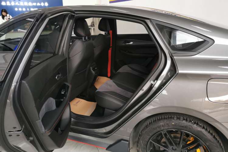 Used Geely Auto Binray 2022 Binrui COOL 1.5T DCT Electric Edition Right Rear Seat