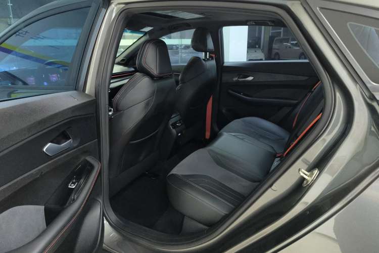 Used Geely Auto Binray 2022 Binrui COOL 1.5T DCT Electric Edition Right Rear Seat