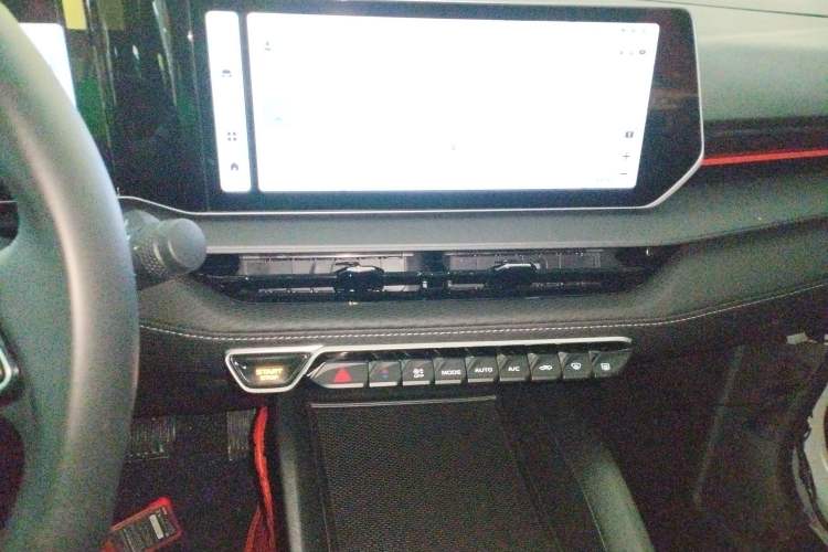 Used Geely Auto Binray 2022 Binrui COOL 1.5T DCT Electric Edition Audio And AC Panel