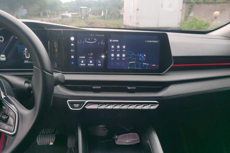 Used Geely Auto Binray 2022 Binrui COOL 1.5T DCT Electric Edition Audio And AC Panel