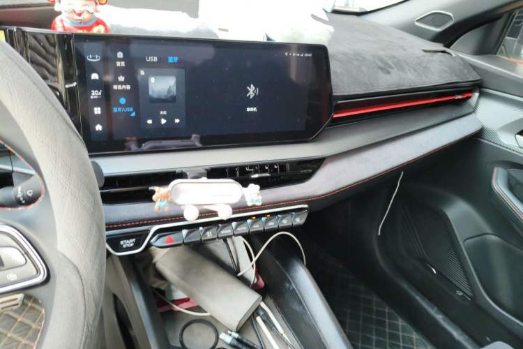 Used Geely Auto Binray 2022 Binrui COOL 1.5T DCT Electric Edition Audio And AC Panel