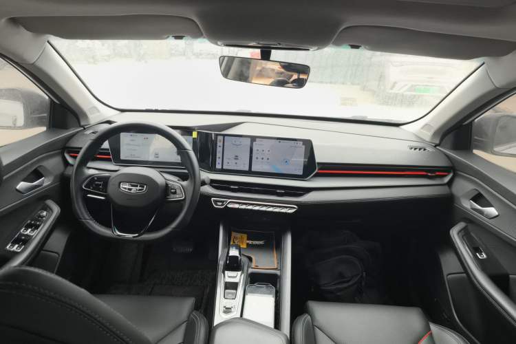Used Geely Auto Binray 2022 Binrui COOL 1.5T DCT Electric Edition Center Console