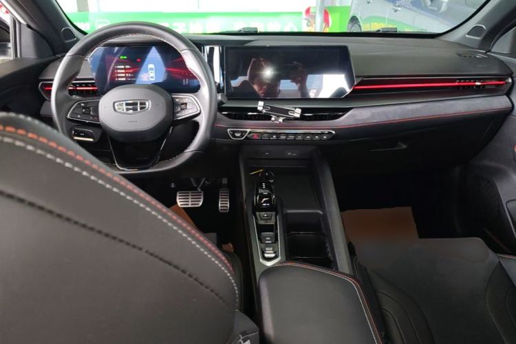 Used Geely Auto Binray 2022 Binrui COOL 1.5T DCT Electric Edition Center Console