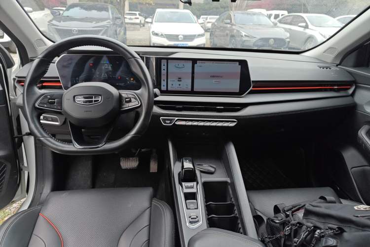 Used Geely Auto Binray 2022 Binrui COOL 1.5T DCT Windstorm Edition Center Console