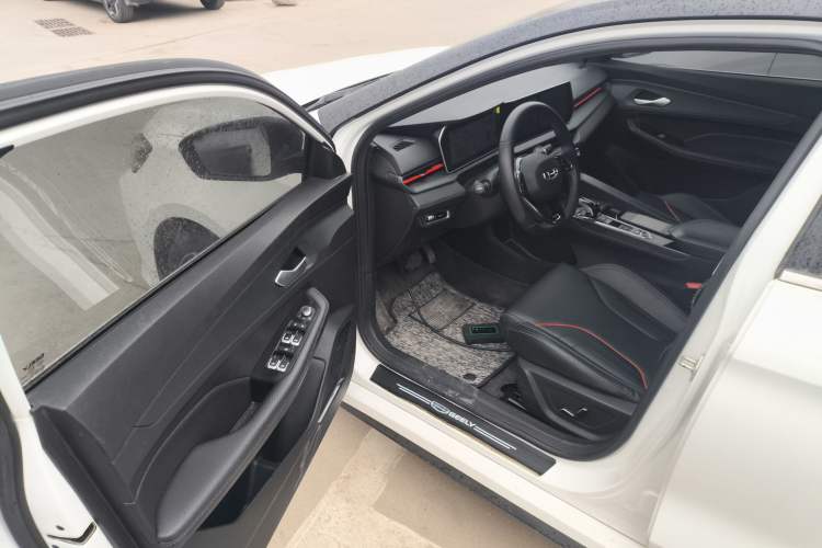 Used Geely Auto Binray 2022 Binrui COOL 1.5T DCT Electric Edition Driver Seat