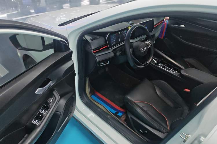 Used Geely Auto Binray 2022 Binrui COOL 1.5T DCT Electric Edition Driver Seat