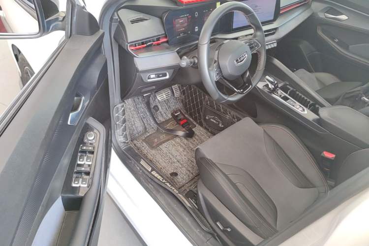 Used Geely Auto Binray 2022 Binrui COOL 1.5T DCT Thunder Edition Driver Seat