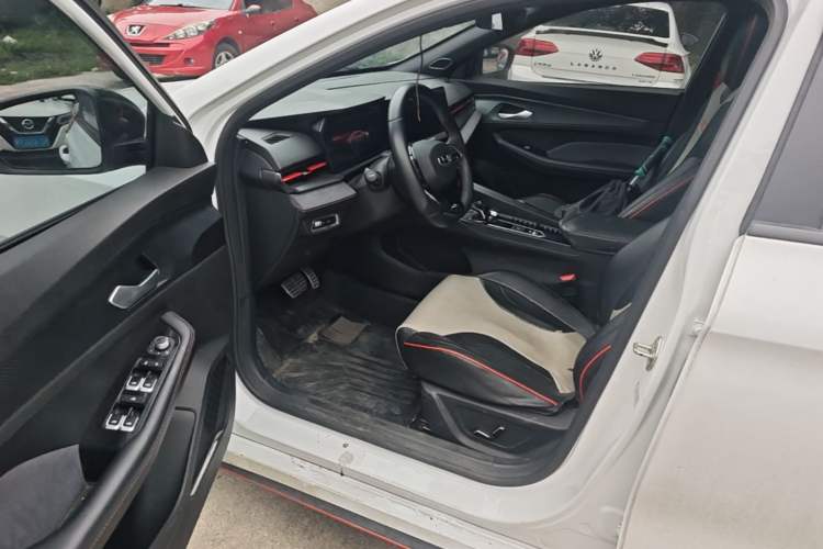 Used Geely Auto Binray 2022 Binrui COOL 1.5T DCT Electric Edition Driver Seat