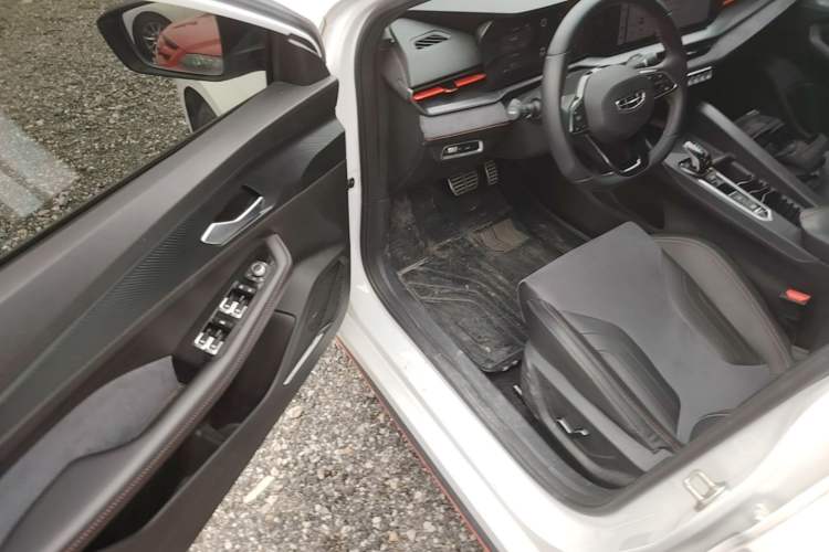 Used Geely Auto Binray 2022 Binrui COOL 1.5T DCT Electric Edition Driver Seat