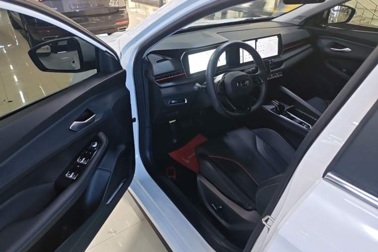 Used Geely Auto Binray 2022 Binrui COOL 1.5T DCT Electric Edition Driver Seat