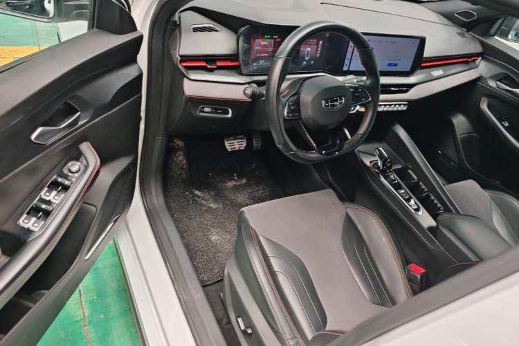 Used Geely Auto Binray 2022 Binrui COOL 1.5T DCT Electric Edition Driver Seat
